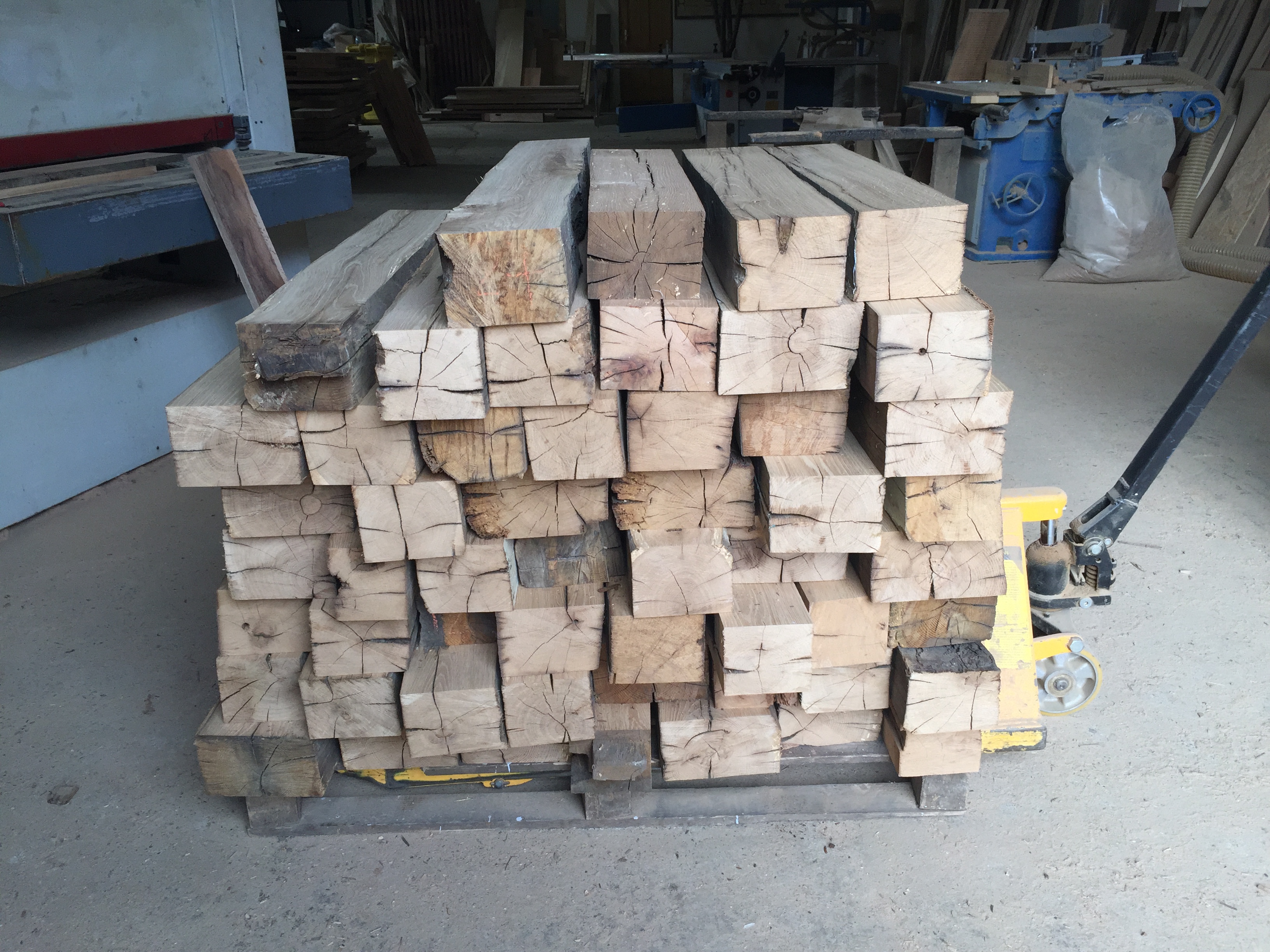 Antique oak beams and prisms, hand hewn, 100 to 200 year old European oak